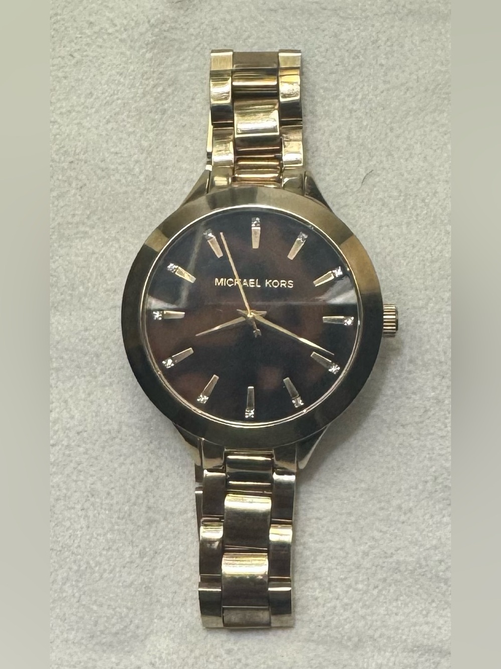 Authentic Michael Kors MK3535 Gold Tone Watch Brown Tortoise crystal/new battery